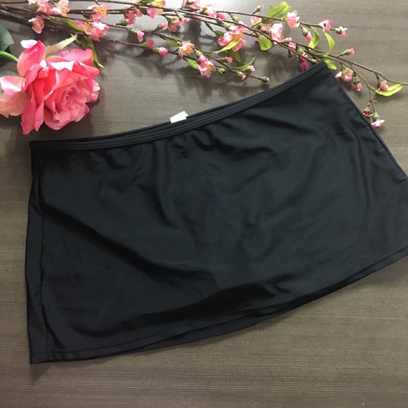 Old Navy Other - ⛄️❄️OLD NAVY - Bikini Bottom Only